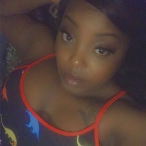 Meet your Posher, Carissa